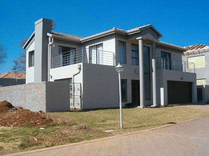 DS GLEN GREEN ESTATE, DOWERGLEN EXT 12